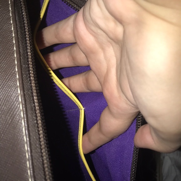 CLAUDIA G LEATHER HANDBAG - Picture 10 of 14